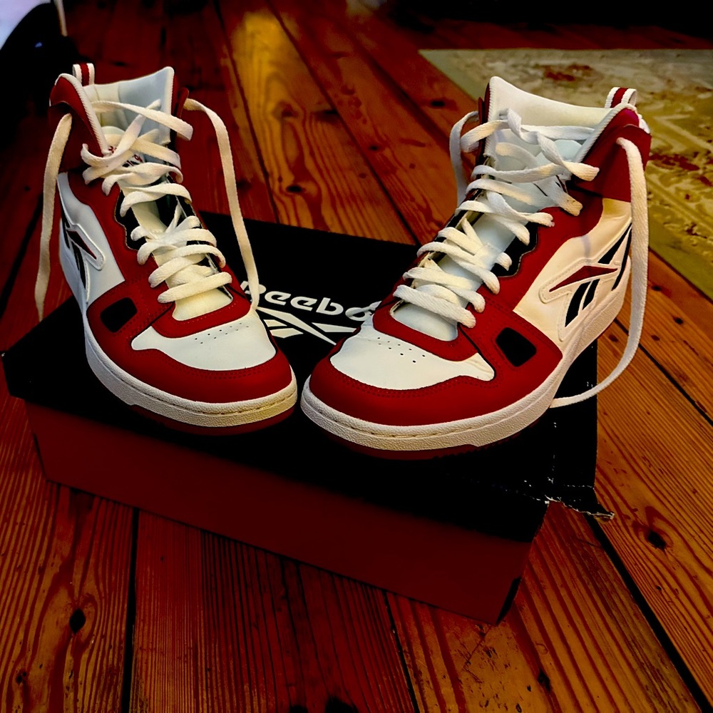White Red and Black Reebok high tops Mens size -10 M New never worn